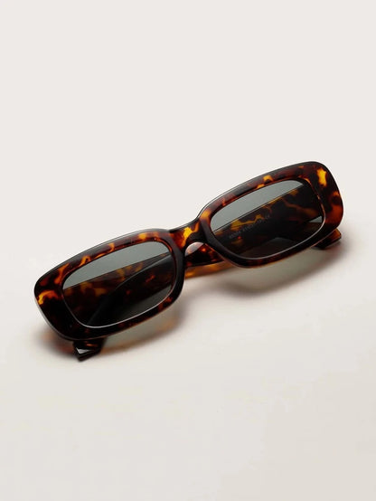 Leopard Tortoiseshell Frame Sunglasses