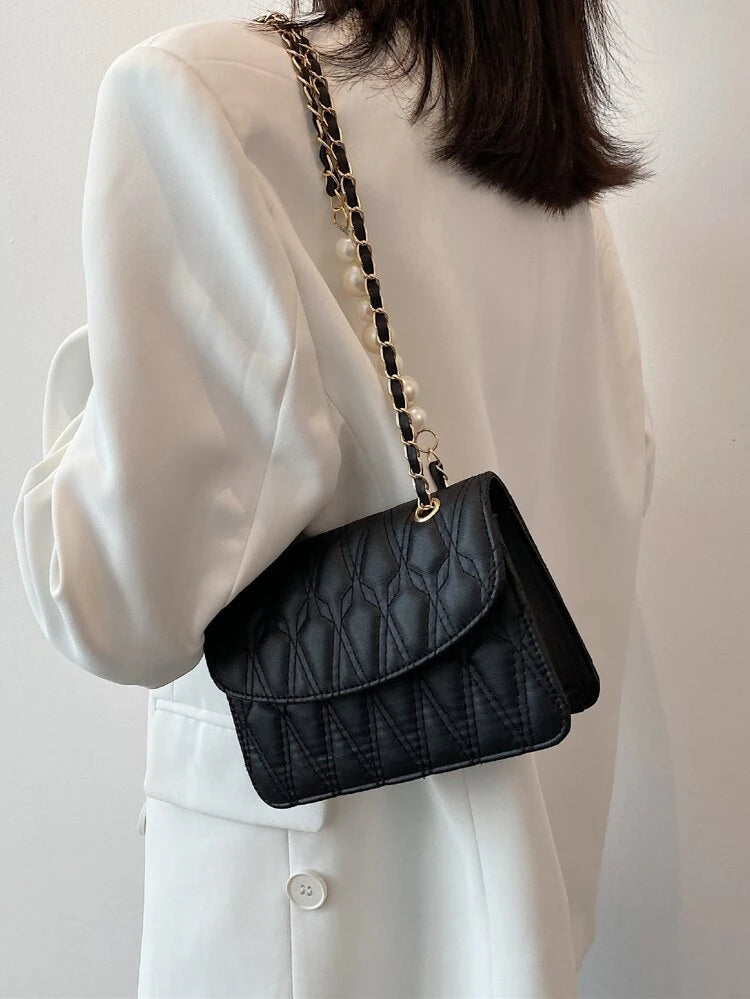 Black Faux Pearl Handle Bag